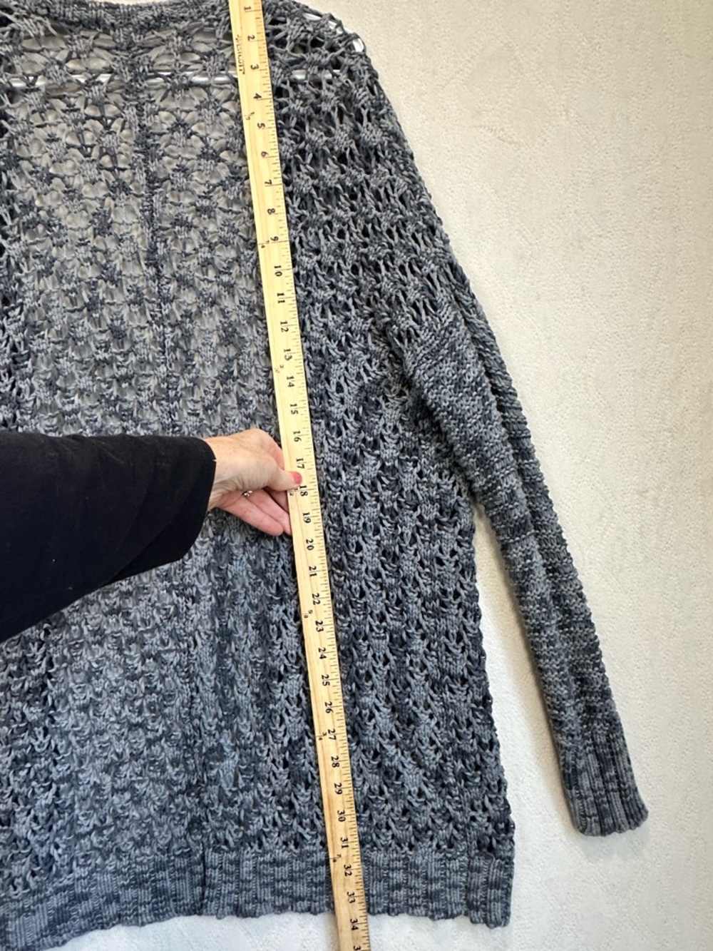 American Eagle Open-Knit Marled Gray Long Cardigan Sweater Sz M Crochet Boho - Picture 12 of 14